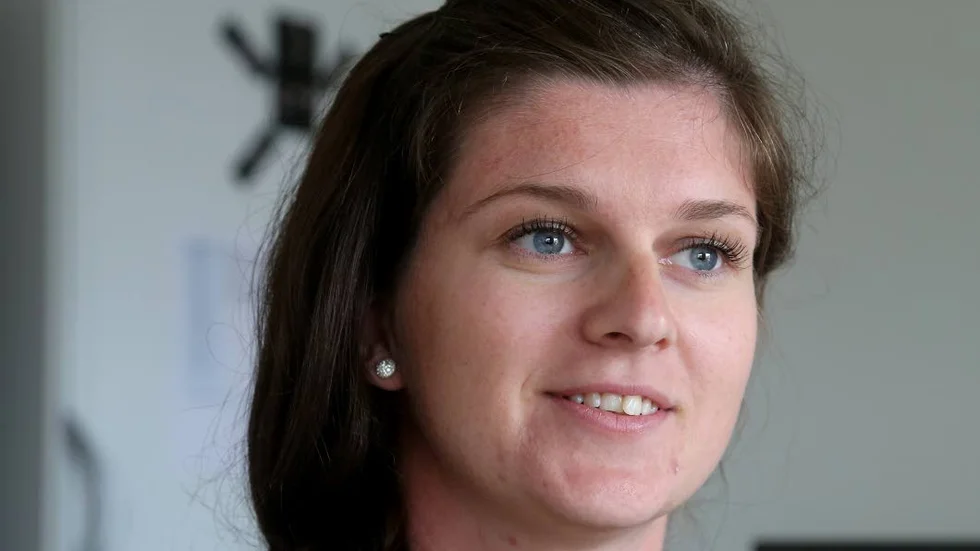 Sara Atjerqvist, jobbar som programmerare på Consid och uppmuntrar tjejer att plugga inom it-branschen. Det finns jobb som man kan anpassa efter egna behov.