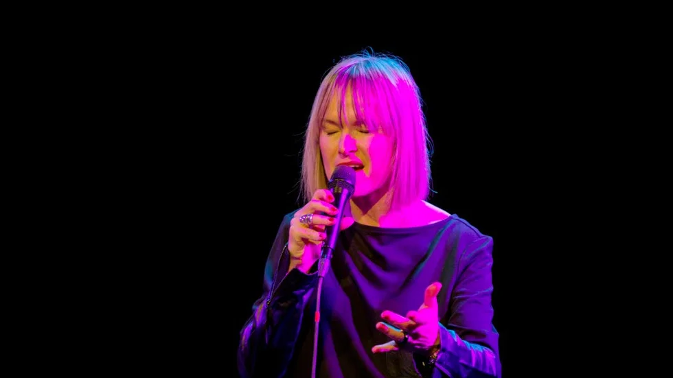 Konsert. Ingen Grammis men ett välfyllt Katalin tröstade CajsaStina Åkerström på onsdagskvällen.