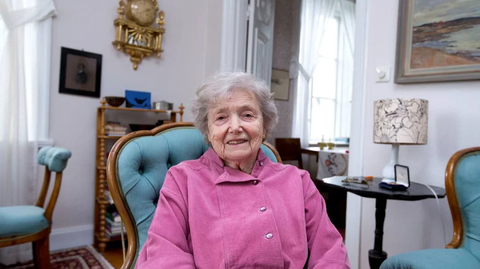 Minnen. Catharina Parkman bor fortfarande kvar på Fjellstedtska skolan, dit hon och hennes man flyttade 1962 för att jobba.