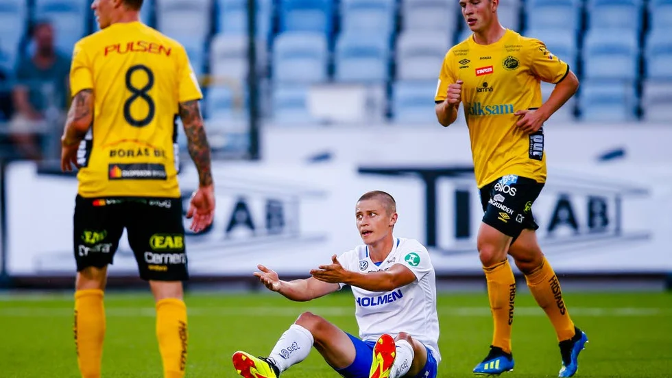 Simon Thern tvingades uppleva bitterheten med att tappa två poäng mot Sundsvall. "Det brister i de avgörande lägena. När bollen ska rullas in eller när sista passningen ska slås inne i straffområdet där det inte är så svåra passningar", säger mittfältsstjärnan.