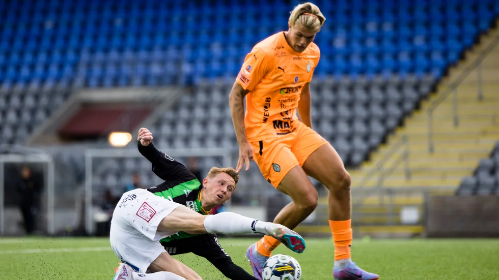 Mattis Adolfsson och AFC möter Helsingborg i en riktig rysarmatch under söndagen.