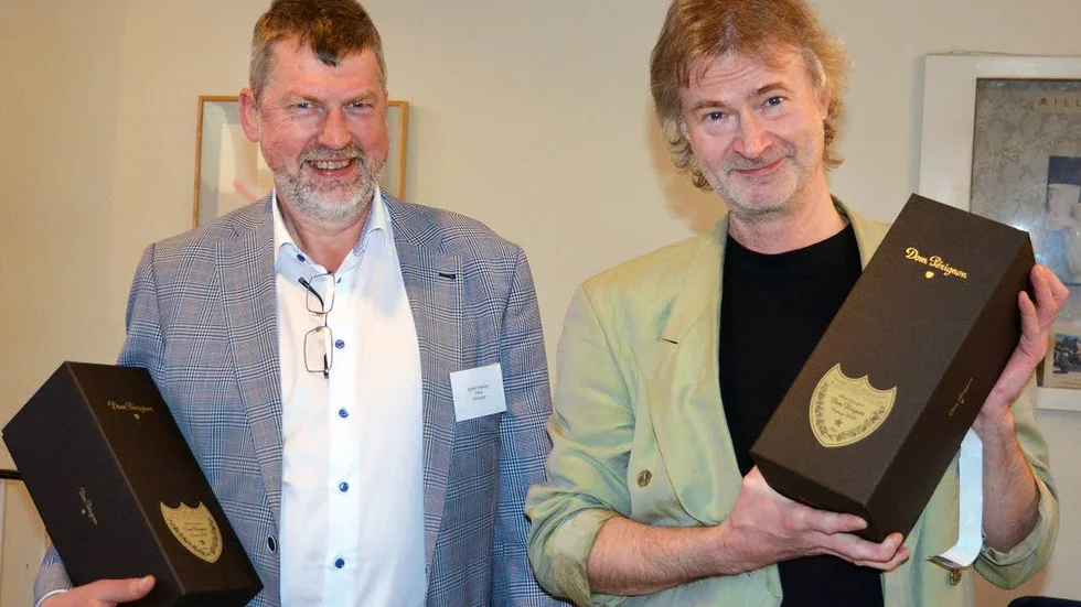 Seger. Piteålaget Jerker Delsing och Richard Granberg, Munskänkarna Piteåsektionen, vann riksfinalen i Munskänkarnas vintävling i Stockholm. Dessa representerar härmed Sverige i blindprovnings-VM i Bourgogne, Frankrike, i oktober.