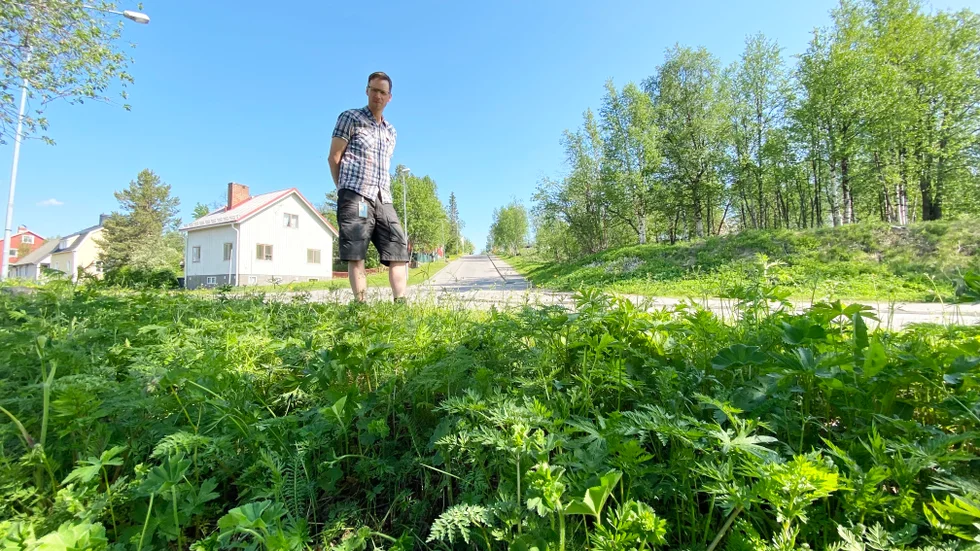 Anders Lindberg vid den nedre gränsen av gruvområdet. Gruvstadsparken klättrar uppåt och kommer att svepa fram över området Norrmalm under de närmaste åren. 