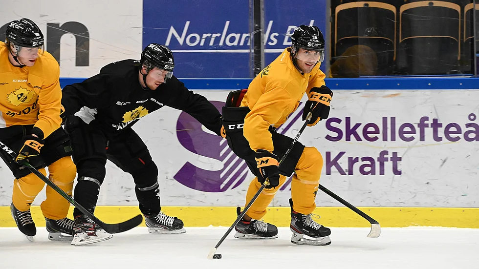 AIK:s nye back för göra debut i årets sista match. 