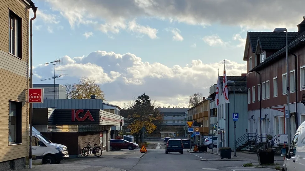 På Köpmangatan skulle en julmarknad ha hållits den 29 november. Nu ställs den in på grund av corona.