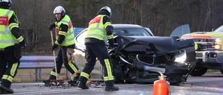 En person till sjukhus efter frontalkrock