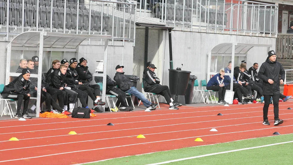 Christer Persson och det övriga Motala AIF tar sig an Linköping City i division 1-derby på fredagen. Oklart än om det ska tas emot någon publik.