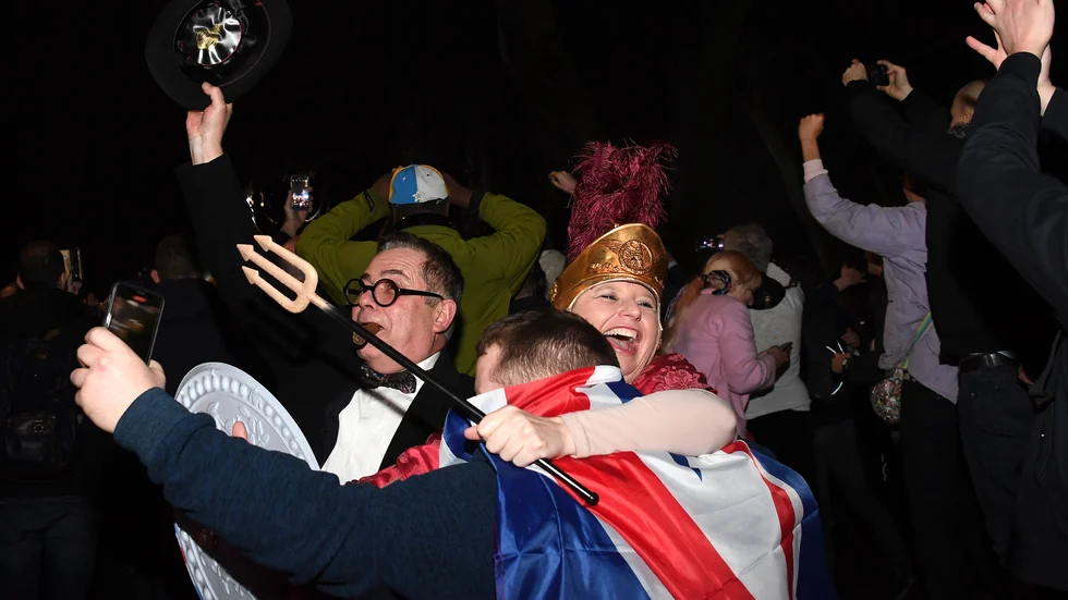 Brexitsupportrar firar under Storbritanniens formella utträdeskväll ur EU, den 31 januari 2020. Arkivbild.