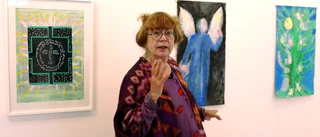 Lotta Melantons följeslagare har flugit in på galleri