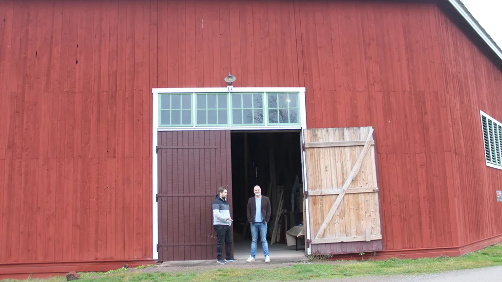 Teatergruppen håller till i Sörby rundloge, där de sätter upp sina föreställningar.