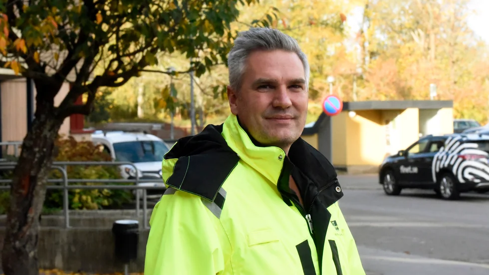 Joakim Joge, trafikplanerare Finspångs kommun, säger att det i nuläget inte finns några fartdämpande åtgärder planerade på Östermalmsvägen.