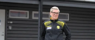 Försenad hall öppnar upp för fotbollsfesten