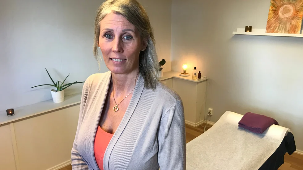 Malin Laine erbjuder massage och samtalsterapi i företagets lokal på Stenkvistavägen 15A.