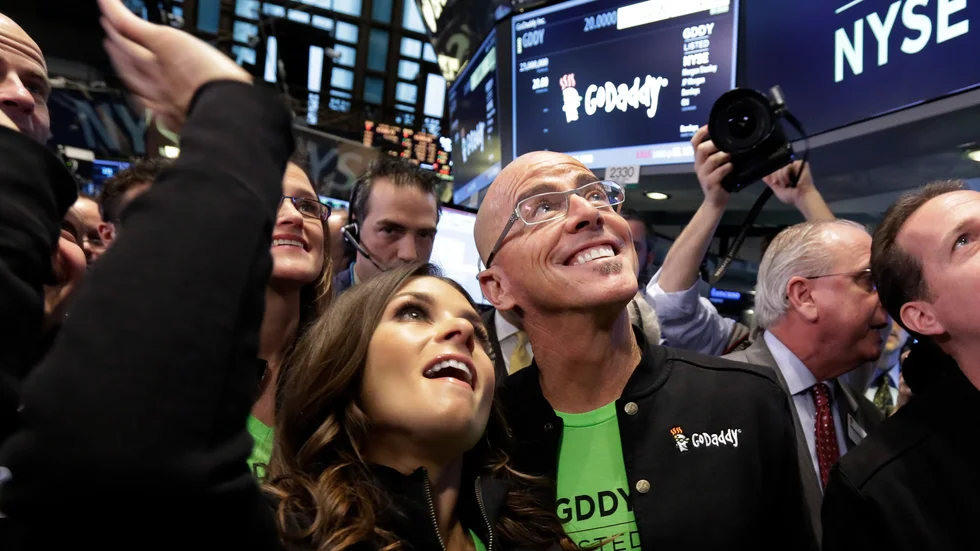 Vd:n Blake Irving i samband med börsnoteringen av Godaddy i april 2015. Arkivbild.