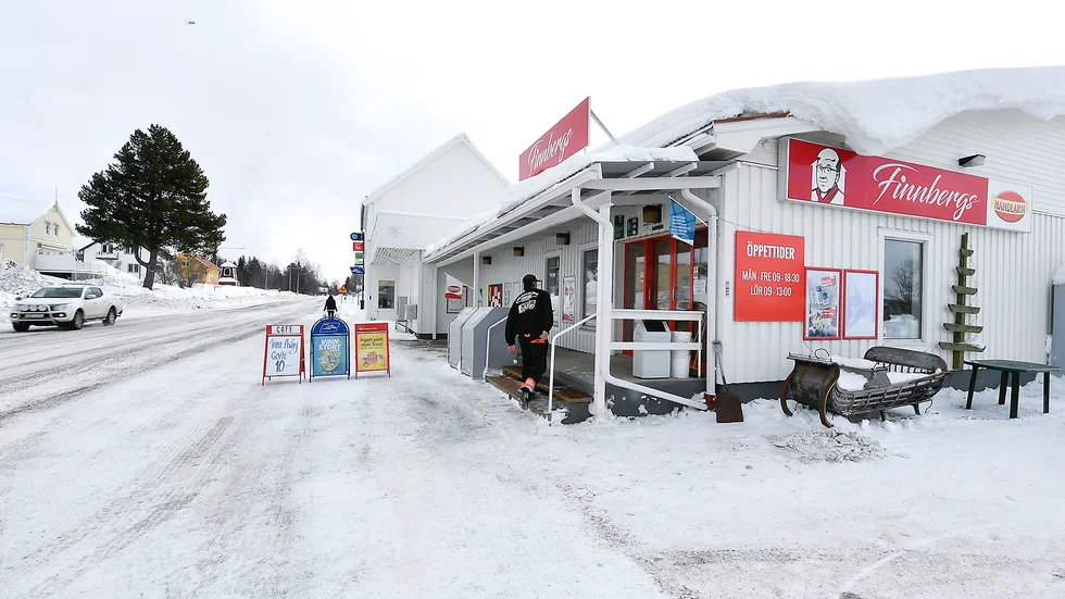 Nya bankomater ska installeras i både Glommersträsk och Vidsel. I Glommersträsk kommer den nya uttagsautomaten att ligga utanför Finnbergs. (Arkivbild)