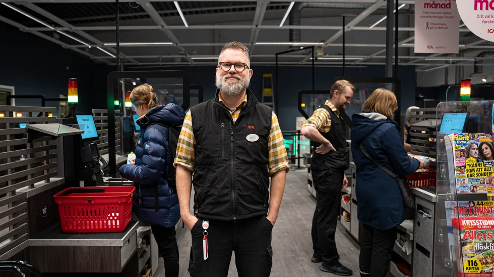 "Vi är mån om kundernas säkerhet och med fler kassor kan vi ännu bättre undvika köbildningar och trängsel", säger butiksägaren Daniel Stenmark.