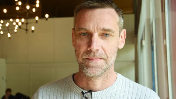 Richard Fredriksson, regionalt skyddsombud på Fastighetsanställdas förbund, har anmält Samhall i Eskilstuna till Arbetsmiljöverket. 