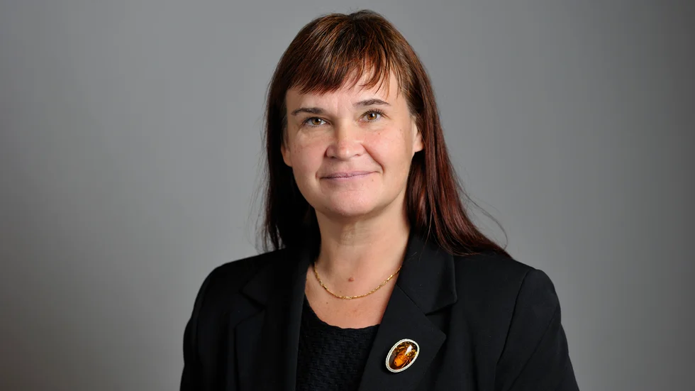 Annika Lillemets lämnade Miljöpartiet för partiet Vändpunkt. Nu blir hon vänsterpartist.