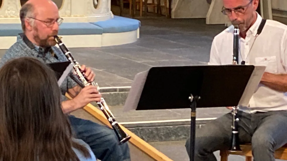 Lars Långström och Martin Eriksson spelade bland annat klarinett i kyrkan den 16 juli