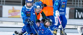 Östergötlands bandytjejer inspirerades i Motala