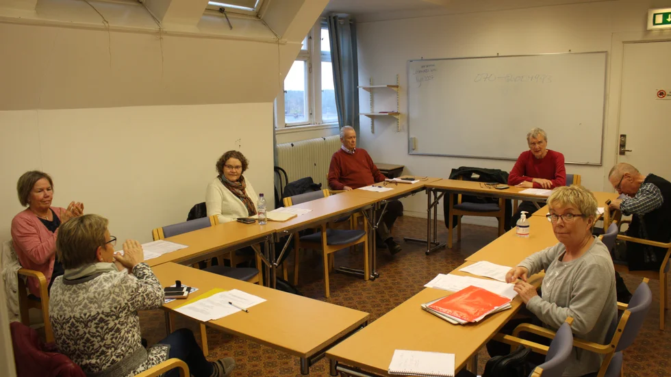 Här har PRO Finspång styrelsemöte i sin nya stora lokal i Högbyskolan.