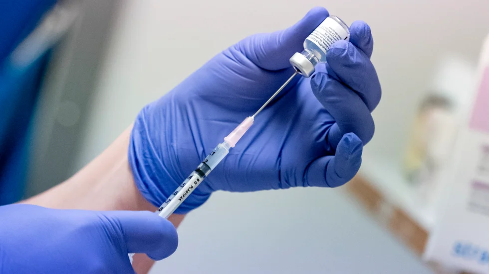 Psykiskt långtidssjuka borde prioriteras i vaccinationskön, anser Hans Bergström, ledamot i NSHP.
