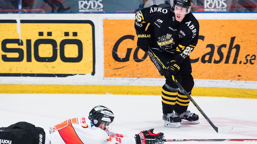 Conny Strömberg har gjort 353 poäng på 365 matcher i hockeyallsvenskan.