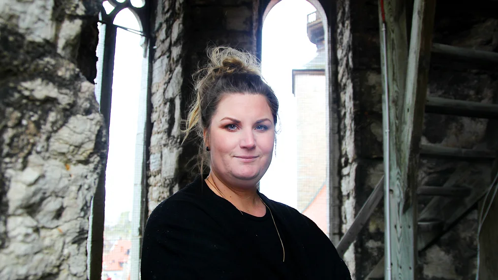 Dalia Munck ger sig ut på bygdegårdsturné med Gotland Brass, premiär i Dalhem på onsdag 22 februari.
