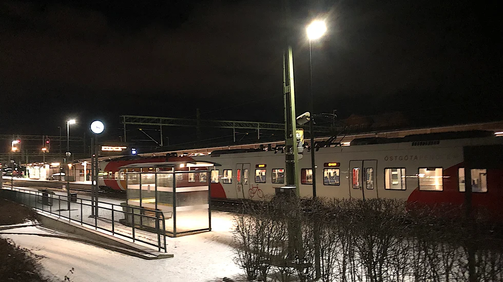 En 17-åring har åtalats för att ha misshadlat en tonårspojke vid rescentrum i Mjölby. (Bilden är tagen i ett annat sammanhang.) 