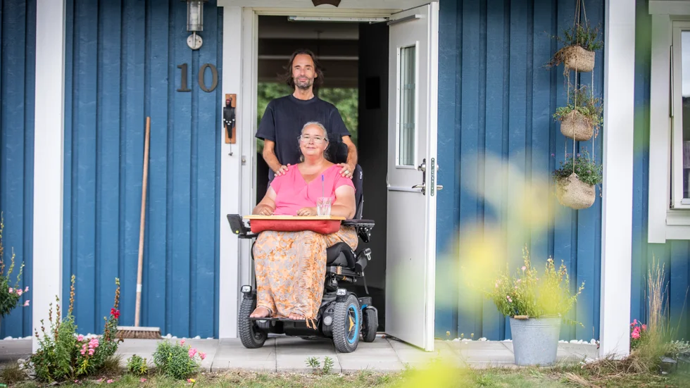 Maja Ekman Olin bor på Terra Nova tillsammans med sin man Johan Andersson Olin. Han är även en av hennes tre assistenter. "Det fanns definitivt en mening att vi träffades. Jag har verkligen behövt Johan, och vice versa", säger Maja.