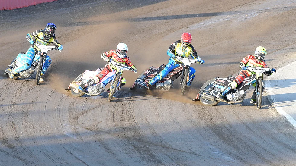 Lejonen kör sin hemmapremiär mot Dackarna.