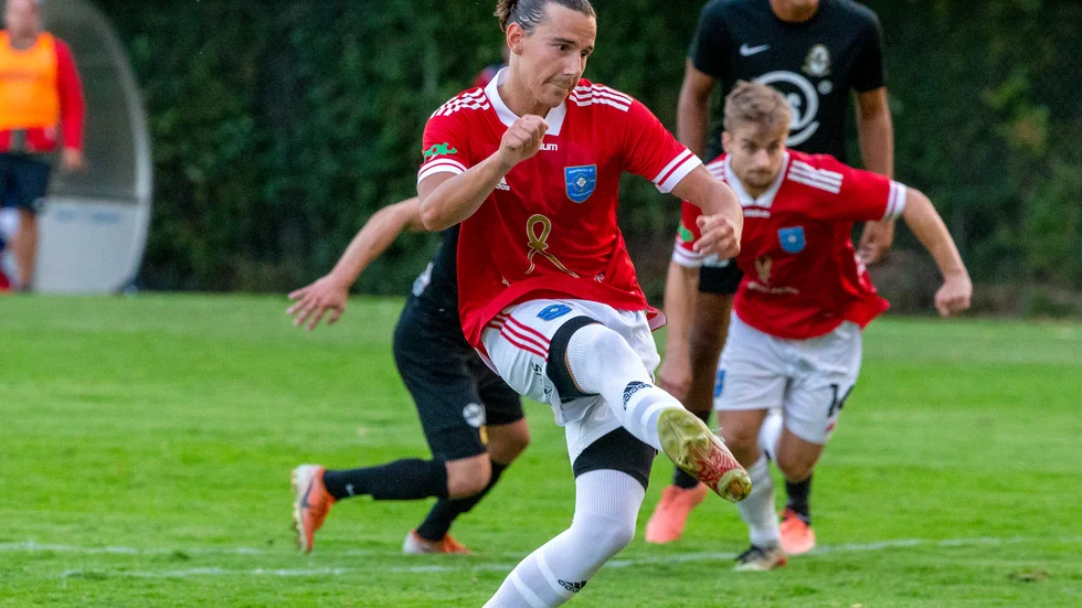 John Poikela och Skärblacka har det kämpigt. Fem matcher in i serien och fortfarande utan seger. 