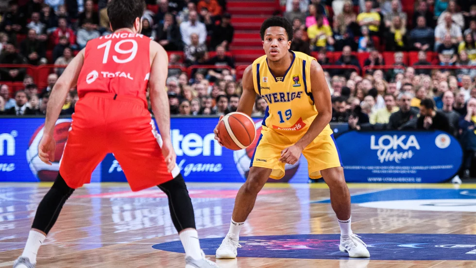 Melwin Pantzar och Sverige ställs mot Turkiet och Nederländerna i två avgörande matcher.