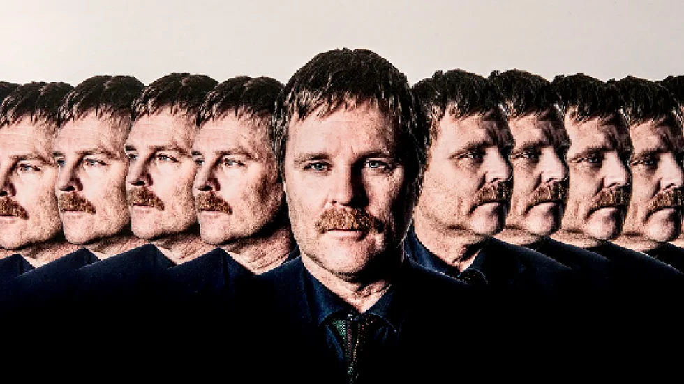 Nicolai Dunger har många bollar i luften trots pandemin. Under våren släpps flera nya album och han har dessutom ägnat sig åt bildkonst.