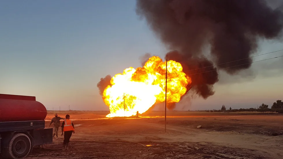 En gasledning exploderade under måndagen nordöst om Syriens huvudstad Damaskus. USA pekar ut IS som ansvariga för attacken.