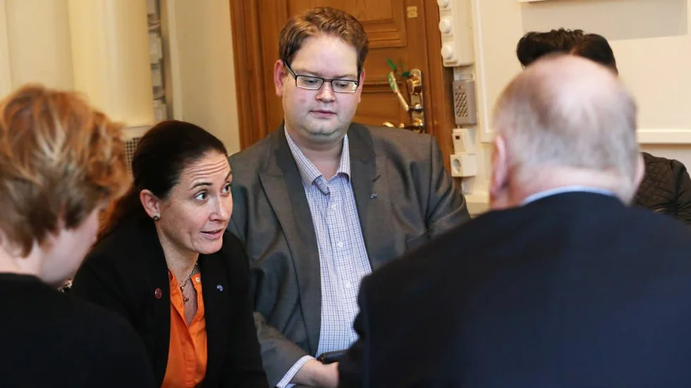 Nya kommunalråd i Linköping är folkpartiets Rebecka Gabrielsson och Daniel Andersson.