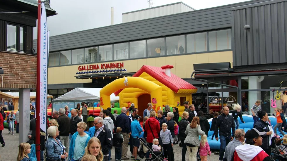 Barnkalaset i Mjölby city drog mycket folk. Under två intensiva timmar var leken igång.