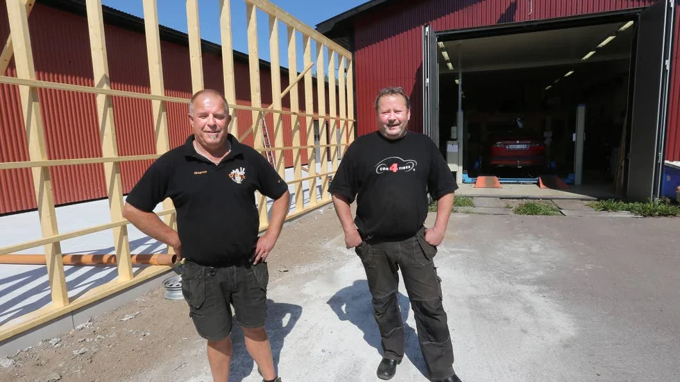 Magnus Johansson och Jan Gustavsson äger Däck bilcenter i Mjölby tillsammans.
