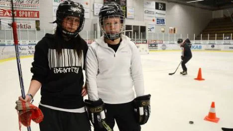 Malin Lindmark och Johanna Lindmark.