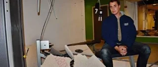 Innertak rasade i skola
