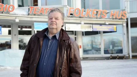 Sten Karppinen, ordförande  i Folkets hus-föreningen i Kiruna, vill lägga processen kring förre föreståndaren Sören Häggroth till handlingarna och gå vidare.<_Bildtext Fotobyline>FOTO: HANS STERNLUND</_Bildtext Fotobyline>