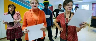 Hon lyfter människor med teater