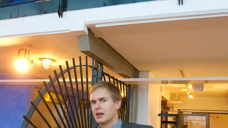 Gustav Fridolin ser framför sig en mäktig klättring för Miljöpartiet.