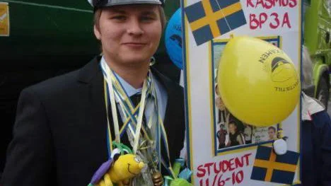 Rasmus Johansson tog studenten i Kiruna i juni. Nu är han försvunnen efter en kräftskiva i Göteborg.