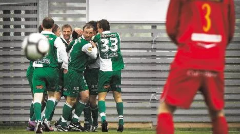 Simon Brännström (mitten) stod för ett mål och ett assist.