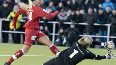 Piteås kanadensiska stjärna Kaylyn Kyle skadade vänsterknäet i förlustmatchen mot Malmö. Hon ska undersökas i dag och om det vill sig riktigt illa handlar det om en korsbandsskada.