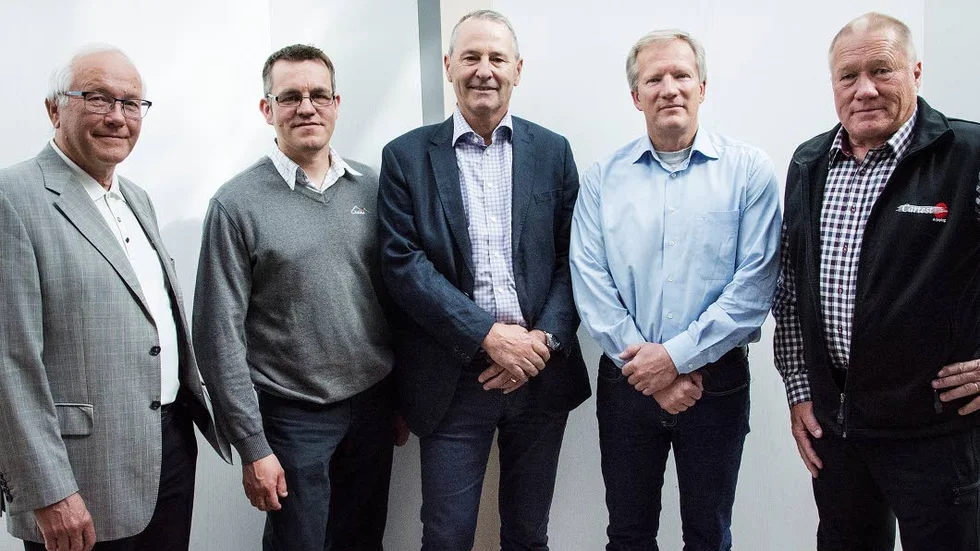Företagarna. Biltestföretagarna mötte Sveaskog i tingsrätten. Fr v. Sture Lestander, ordförande SPGA, Håkan Ederlöv, Gardis, Harald Fjällström, Golmis, Lars Sundström, Icemakers och Alf Sundström, Cartest. "Vi har hamnat här och det har inte varit önskvärt från vår sida", säger Lestander.