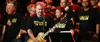 Sångarbröderna drog publik med schlager