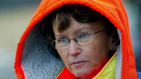 Vägverket satsar 31 miljoner kronor på E4:an i Norrbotten i sommar. Att vägskadorna accelererat kraftigt de senaste två åren beror på de mildra vintrarna, menar Lena Dahlgren, direktör på Vägverket region norr. FOTO: Kurt Engström