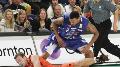 Keith Ramsey och LF Basket var redo för krig och vann slaget på bortplan mot serieledande Borås.